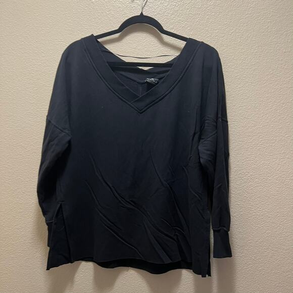 Nike Dri-Fit Yoga Luxe Fleece Black Off the Shoulder Oversized Sweater Size XS - Picture 3 of 7